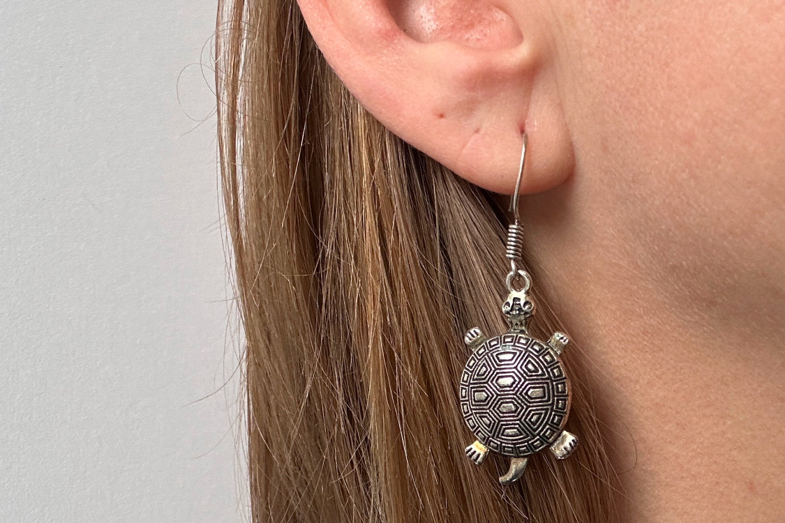 Boho turtoise pendant earrings