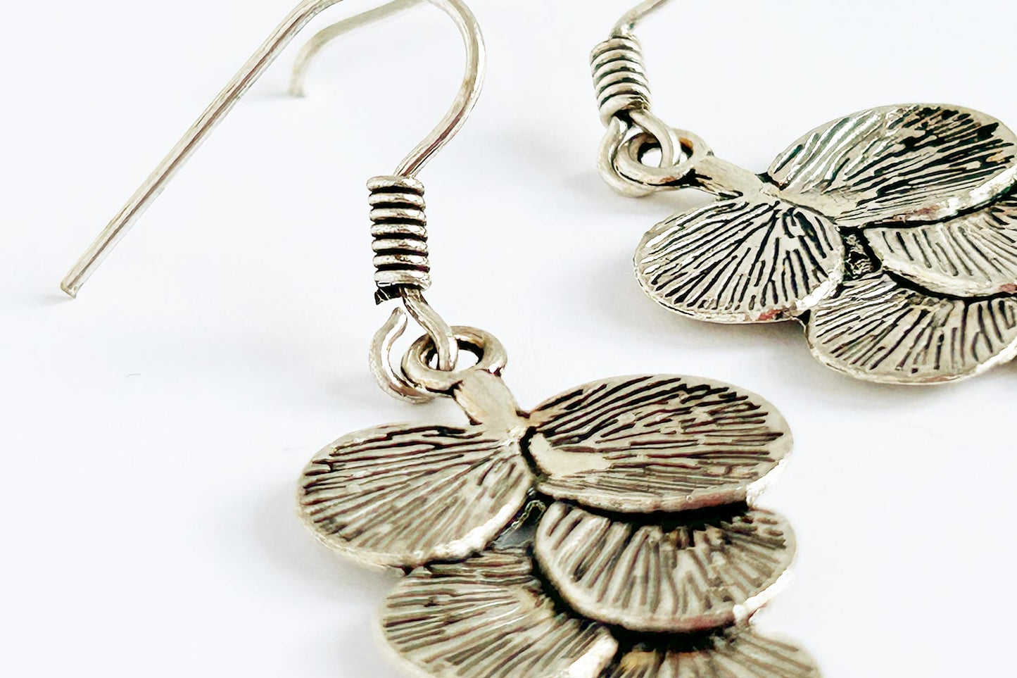 Boho leaf pendant earrings